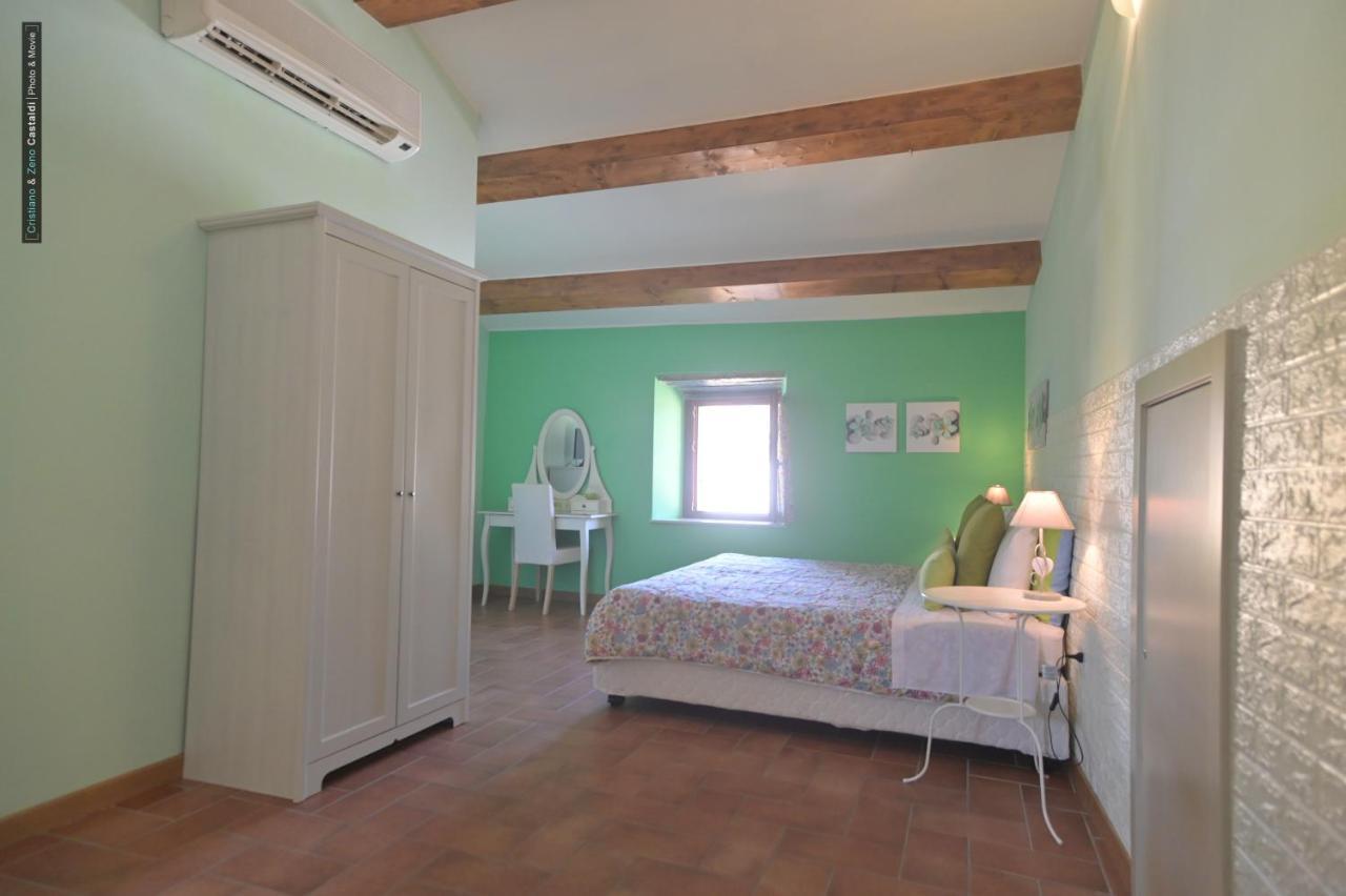 B&B Dimora Paolina Baschi Экстерьер фото